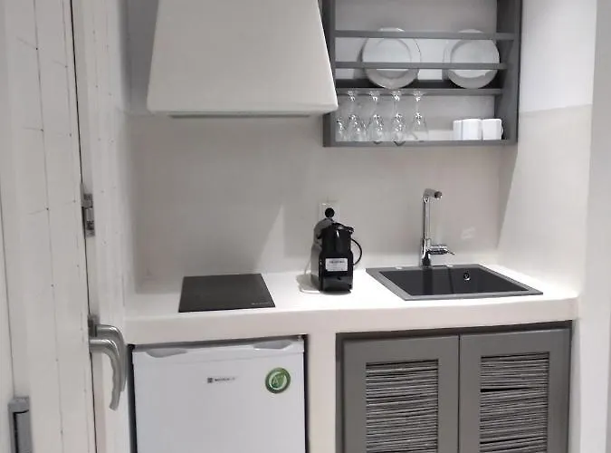 Апартаменты Marina's Naxos City