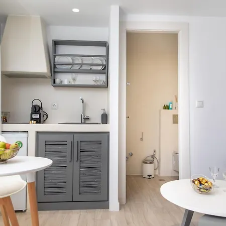 Marina's Apartment Naxos City